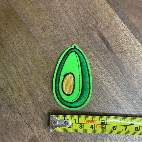 Iron on avocado patch 🥑 - Picture 2 of 4